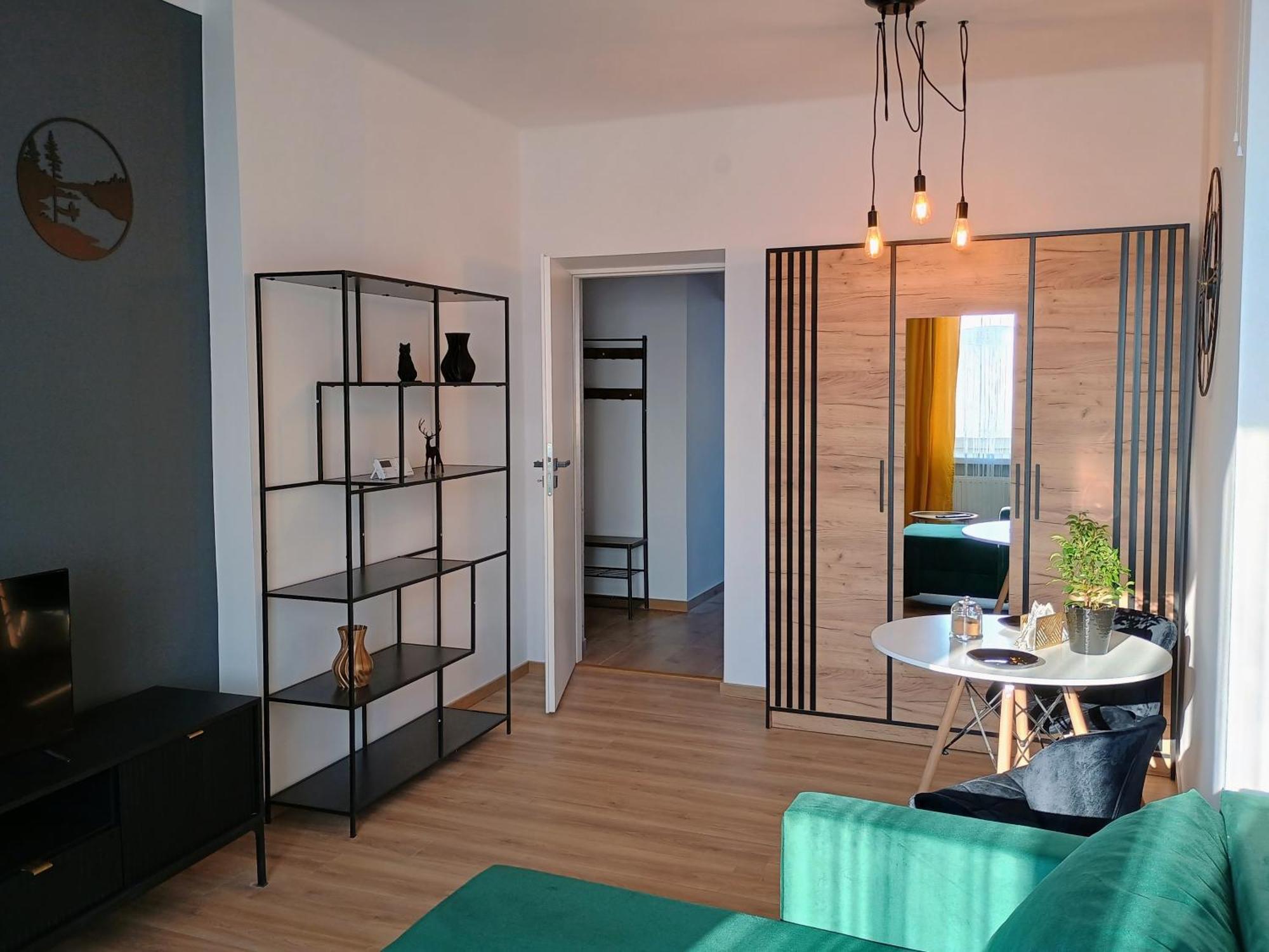 Apartament Em Krosno Bagian luar foto