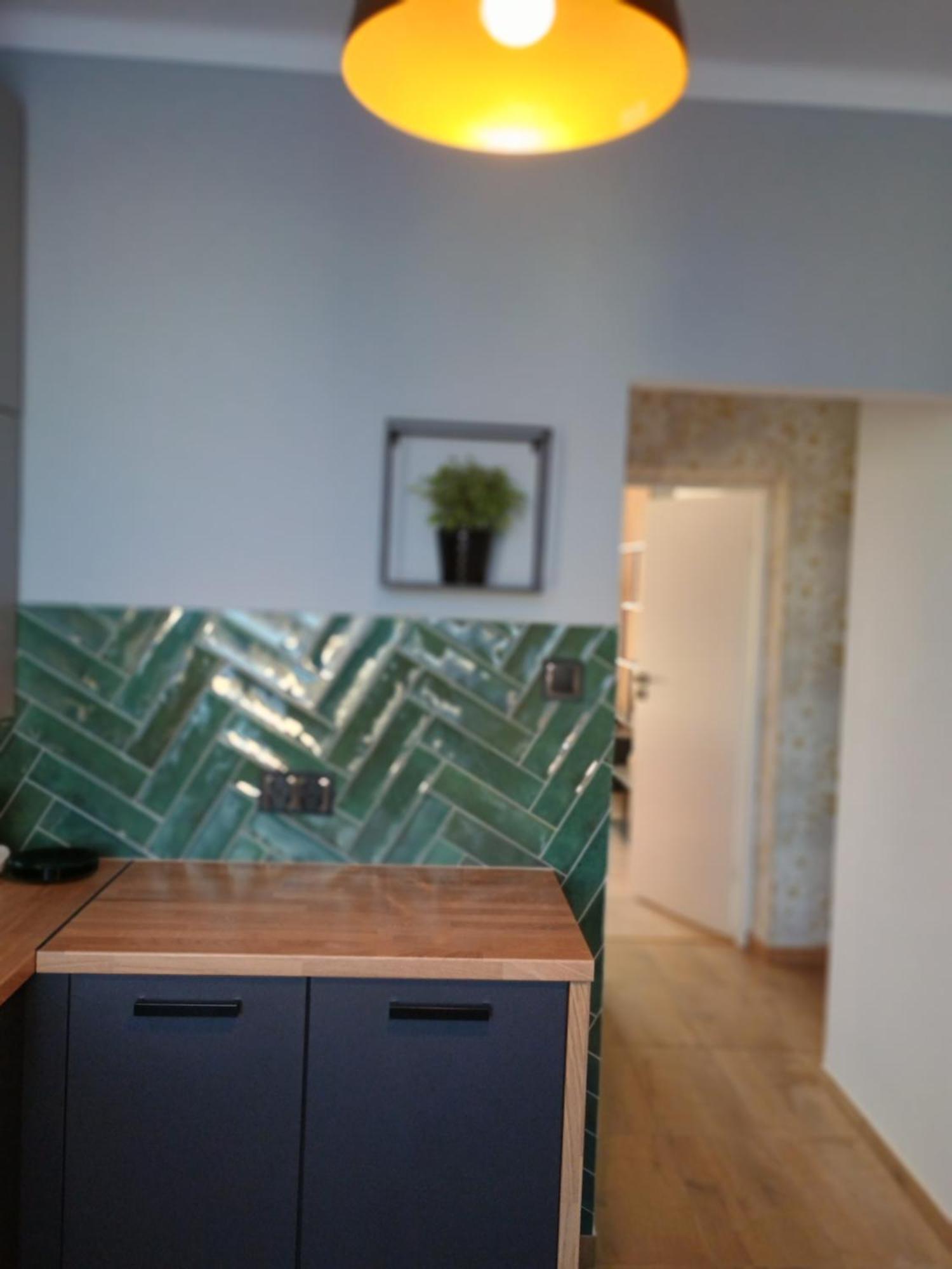 Apartament Em Krosno Bagian luar foto