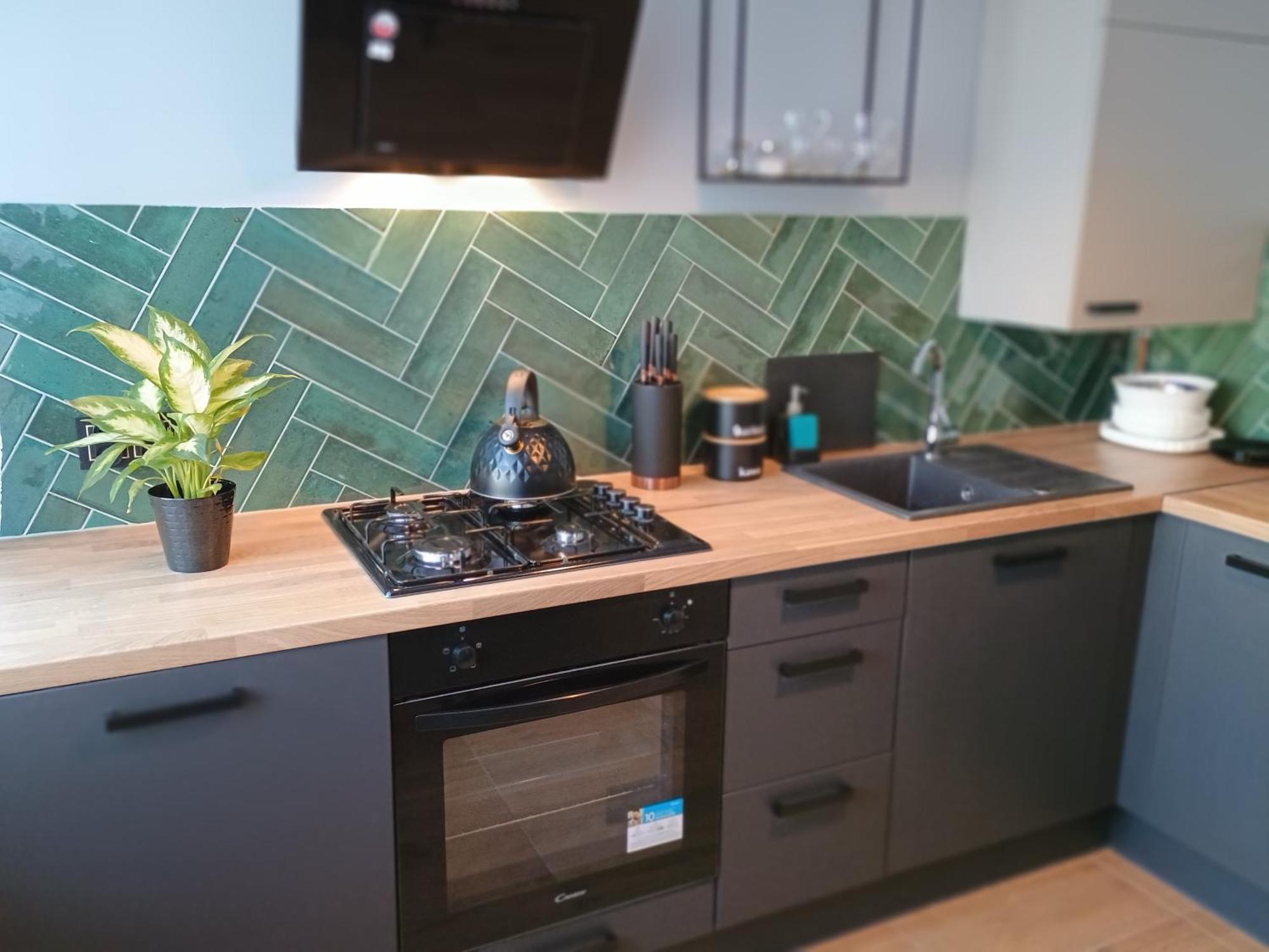 Apartament Em Krosno Bagian luar foto