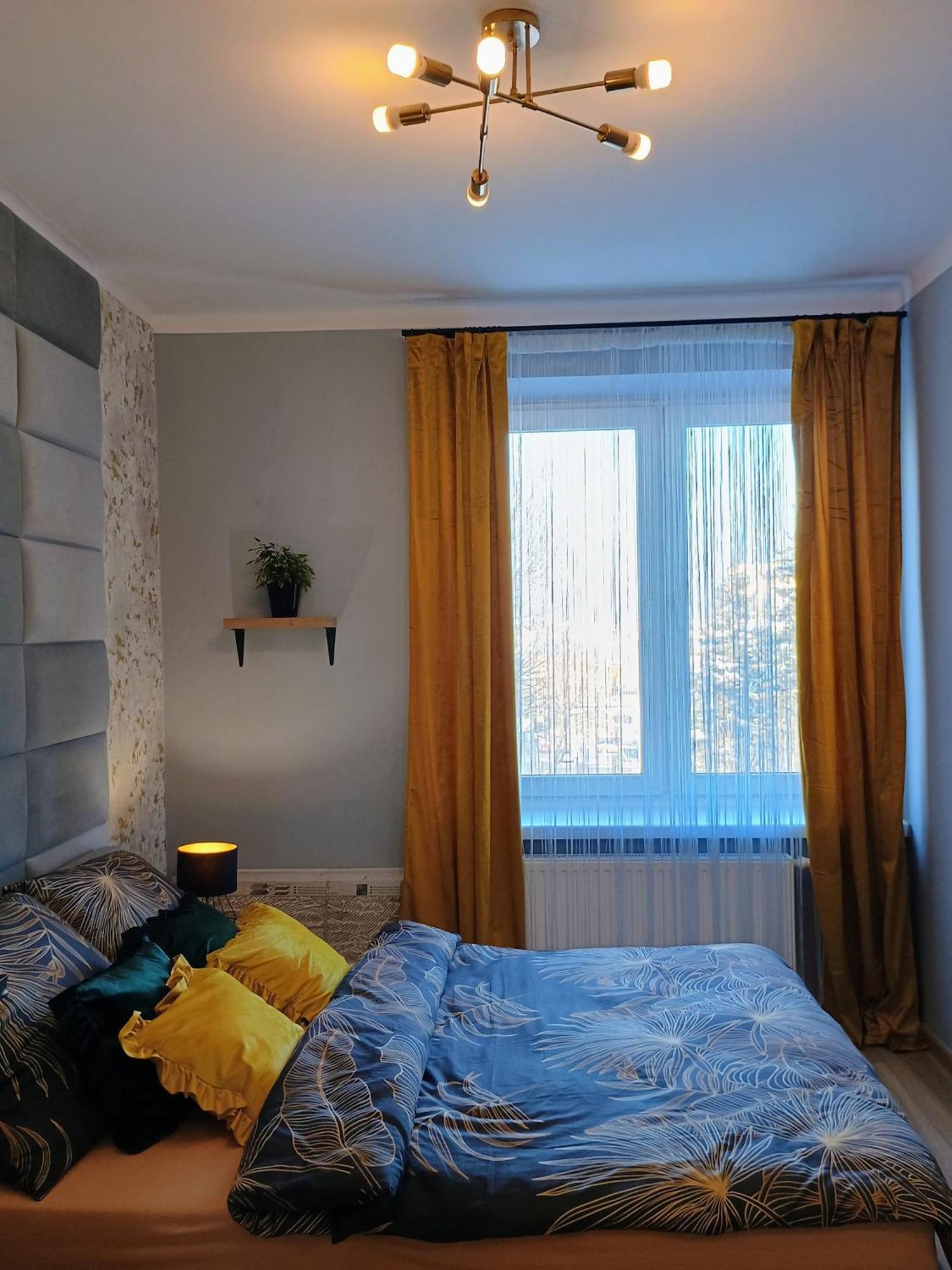 Apartament Em Krosno Bagian luar foto